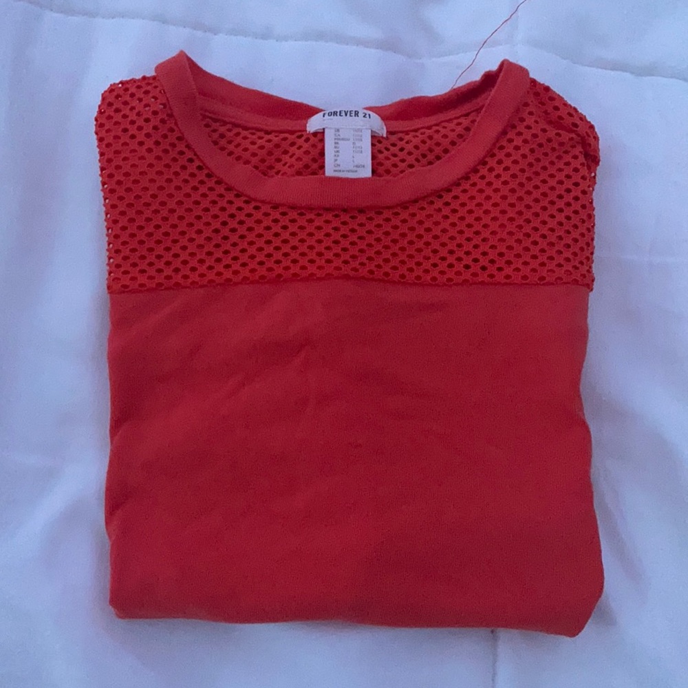 Forever 21 T-shirt
